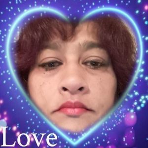 Meet your Posher, Cynthia